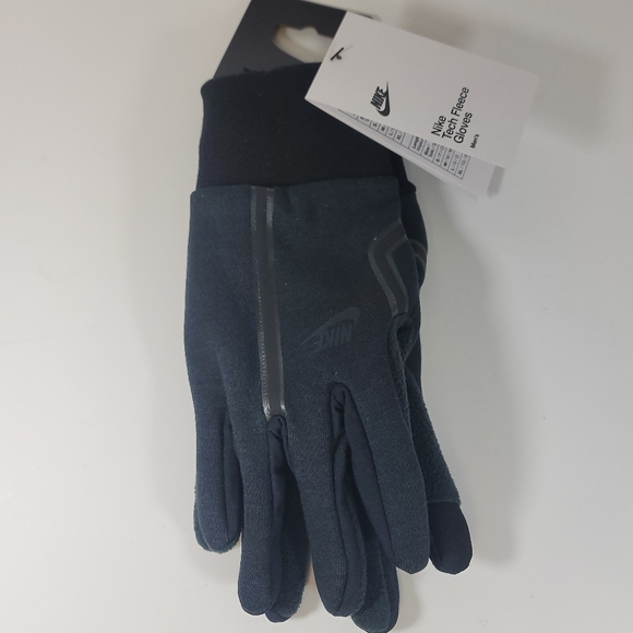 Nike Other - Nike Men's Tech Fleece Gloves Black Size Medium New With Tags